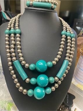 Vintage Karla Jordan 3 Strand Turquoise Blue Silver Tone Necklace & Bracelet Set